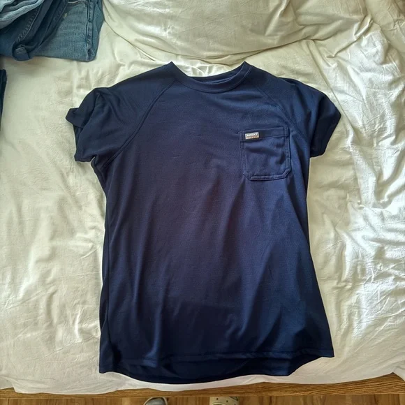 Ariat Women’s Rebar Heat Fighter T-Shirt - Picture 1 of 2